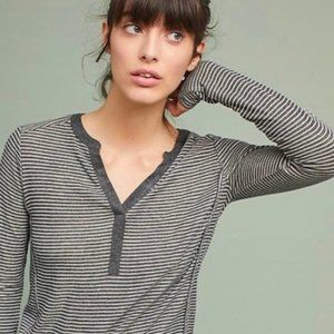 Anthropologie Akemi + Kin Long Sleeve